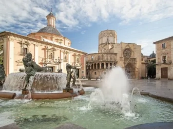Plaza de la Virgen